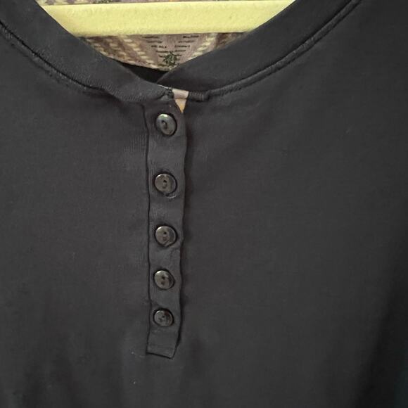 LL Bean Women's Navy Blue 1/4 Button Henley Long Sleeve Shirt Size XL - Picture 6 of 6